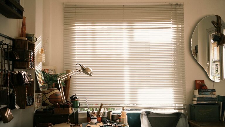 How to Create a Relaxing Home Workspace for Better Focus